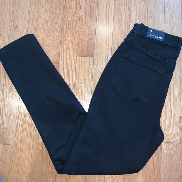 Fashion Nova high waisted skinny jeans - Picture 4 of 5